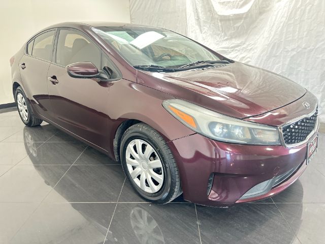 2017 Kia Forte LX 6A