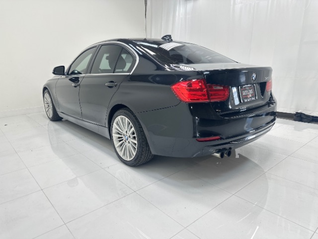 2012 BMW 3-Series 328i Sedan
