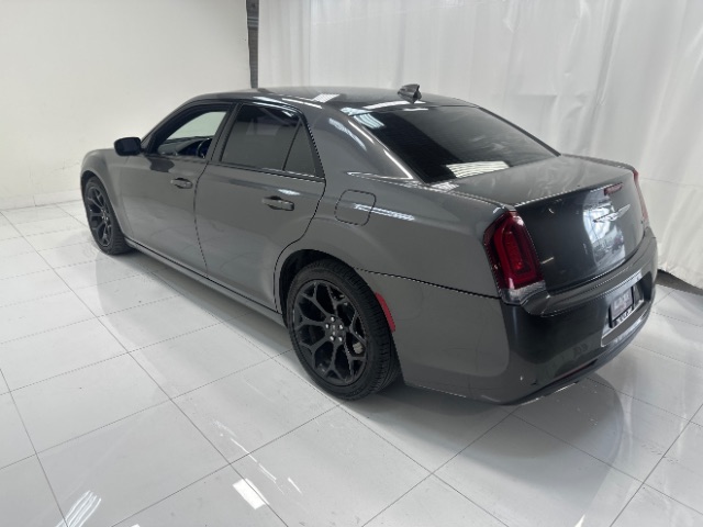 2019 Chrysler 300 S