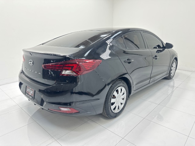 2019 Hyundai Elantra SE 6AT