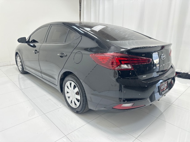 2019 Hyundai Elantra SE 6AT